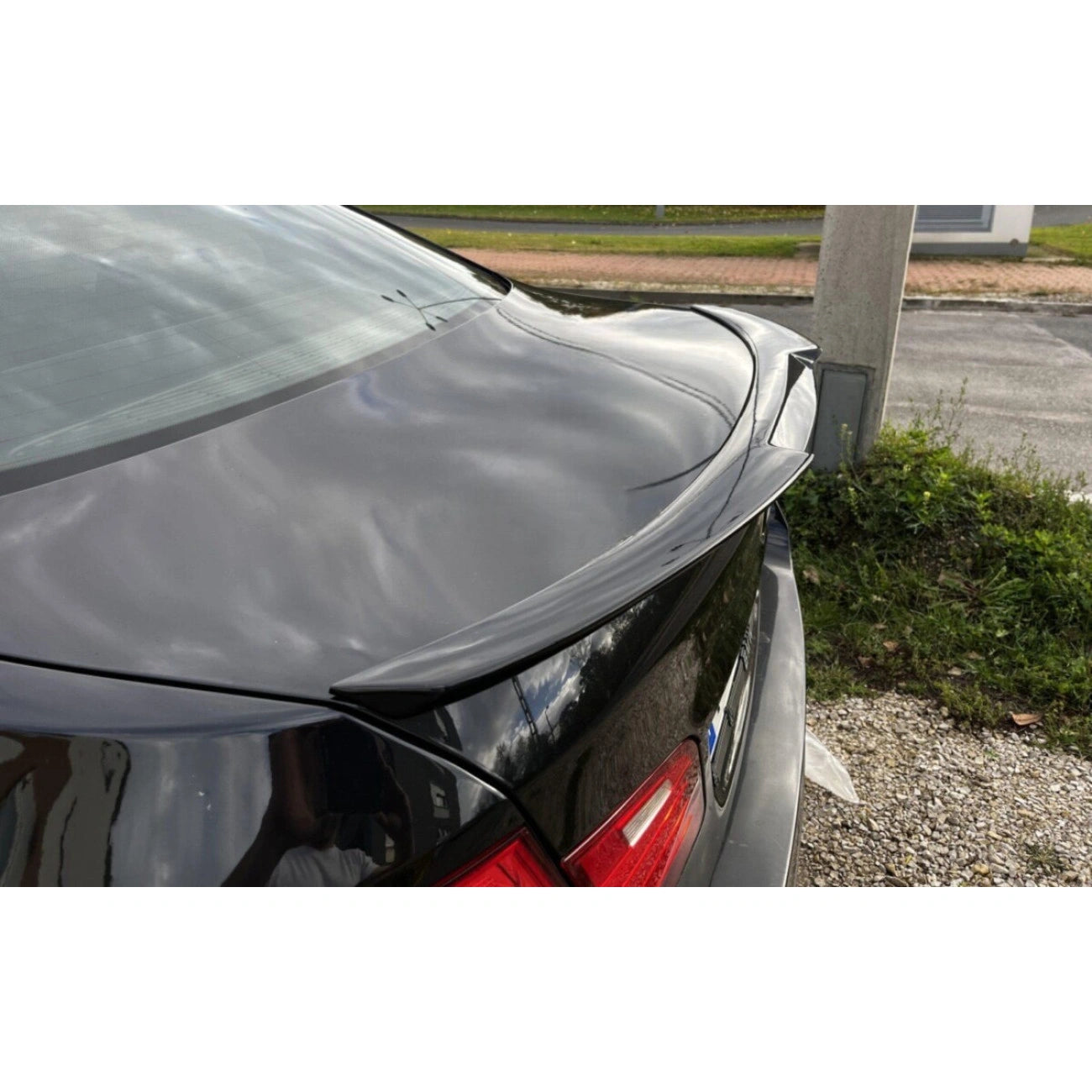 M4-Style Trunk Lid Spoiler for BMW 5-Series F10