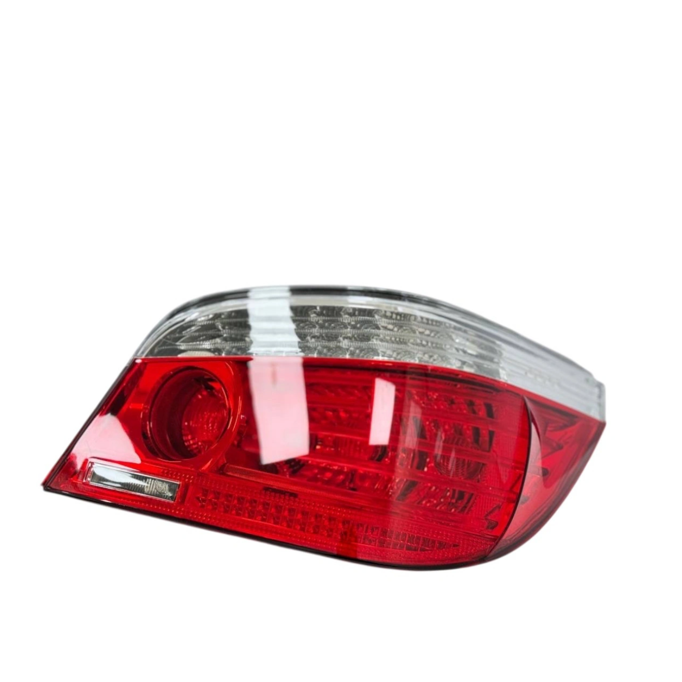 Lampy tylne do BMW E60 (04.2003-03.2007) (Modyfikacja do BMW E60 LCI)