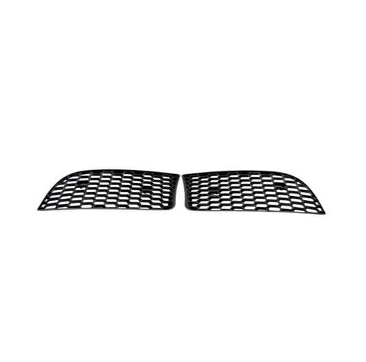 Lower grille mesh without holes for the front bumper BMW 3-Series E90 E91 (2003-2010) in the M3-Look style