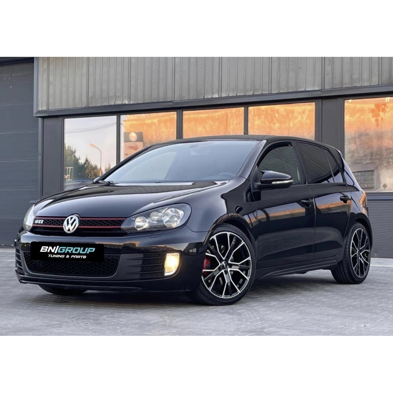 Zderzak przedni Volkswagen Golf 6 (VI) 2008-2014 w stylu GTi
