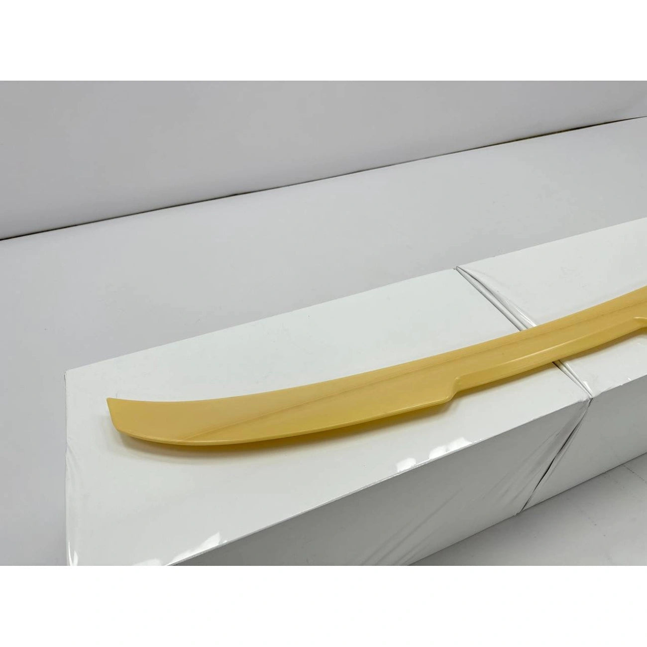 M4-Style Trunk Lid Spoiler for BMW G30