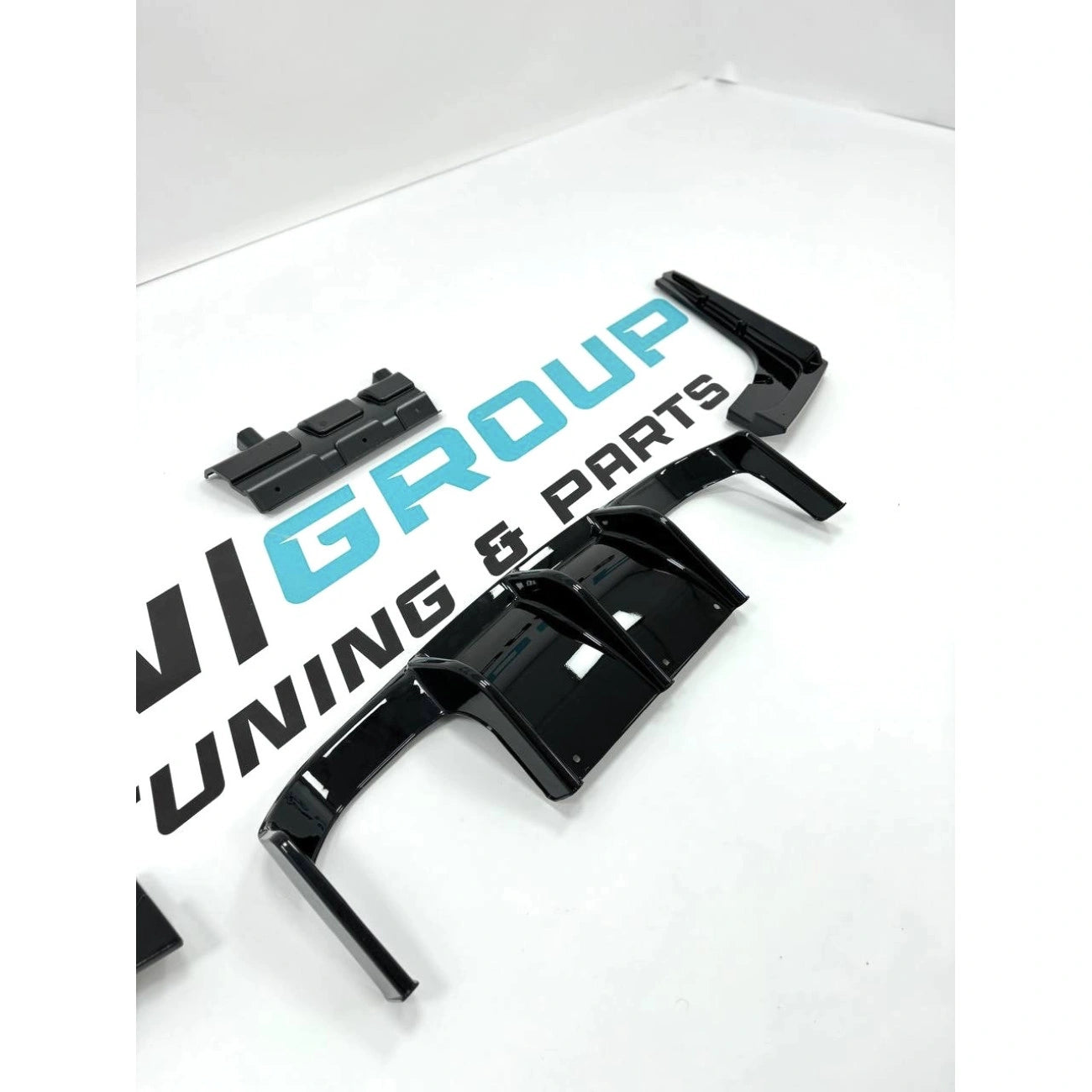 M3-Look Rear Bumper Diffuser for BMW 3-Series F30 (Diffuser + 2 splitters)