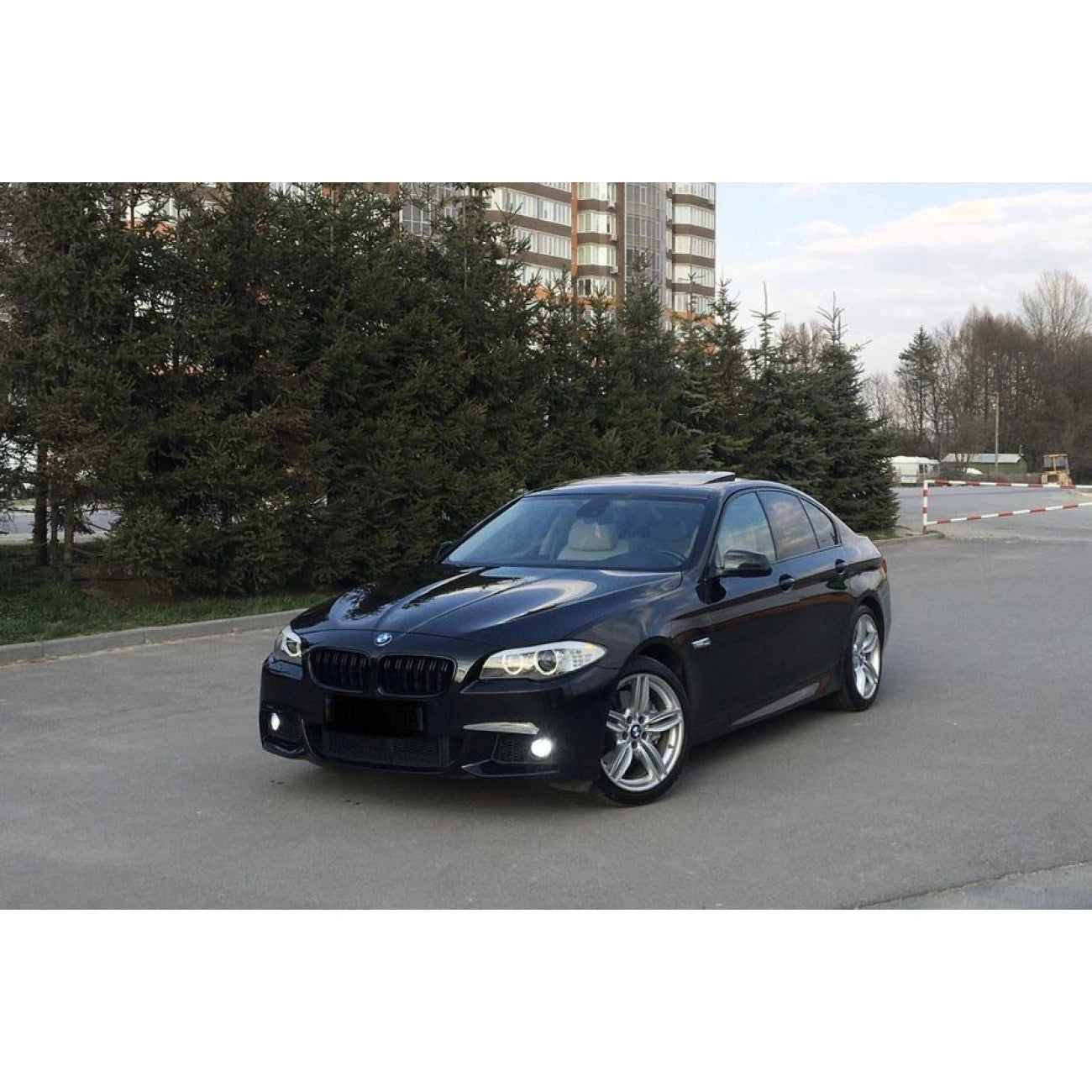Front bumper BMW 5-Series F10/F11 (2010-2013) in the style of M Package, M-Paket, M-Tech