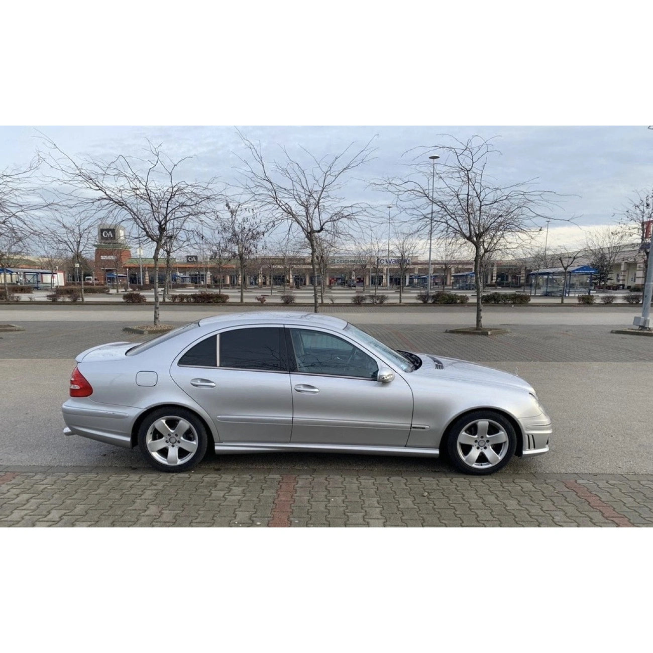 Front bumper Mercedes-Benz W211 (2006-2008) in AMG 63 style