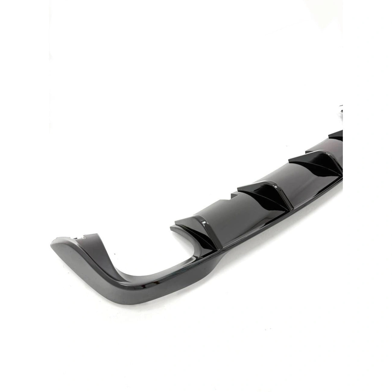 Rear Split Diffuser Volkswagen Golf 8 in R Style