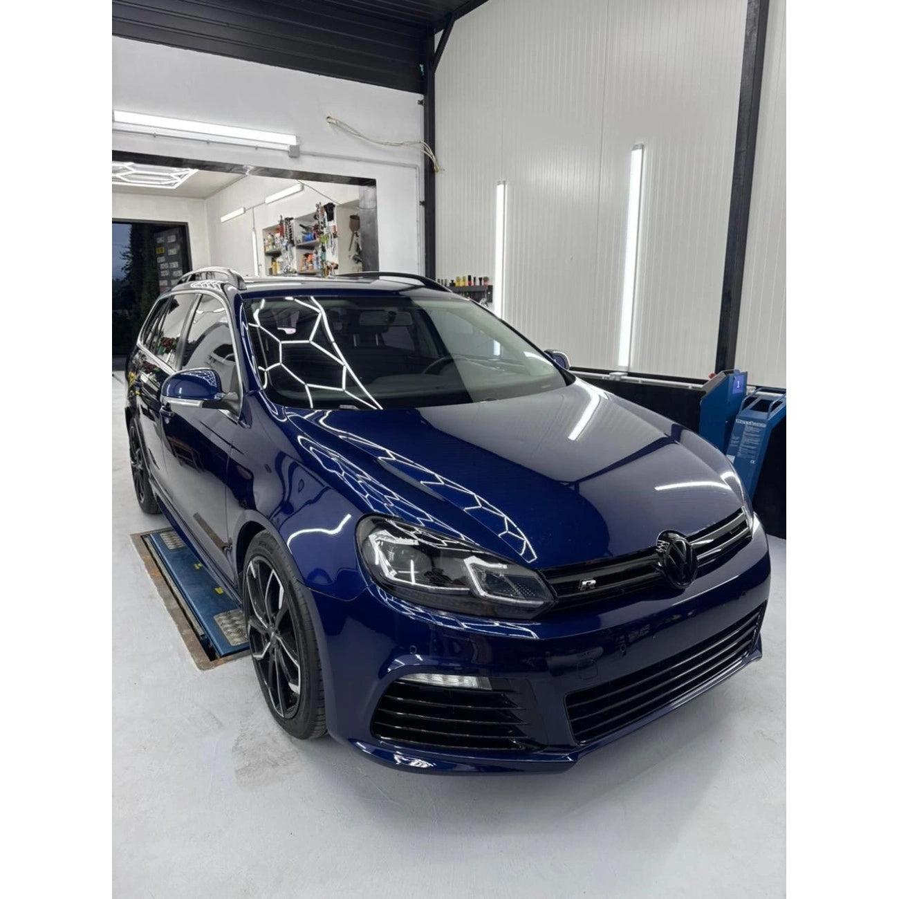 Front bumper Volkswagen Golf 6 (VI) (2008-2014) in R style