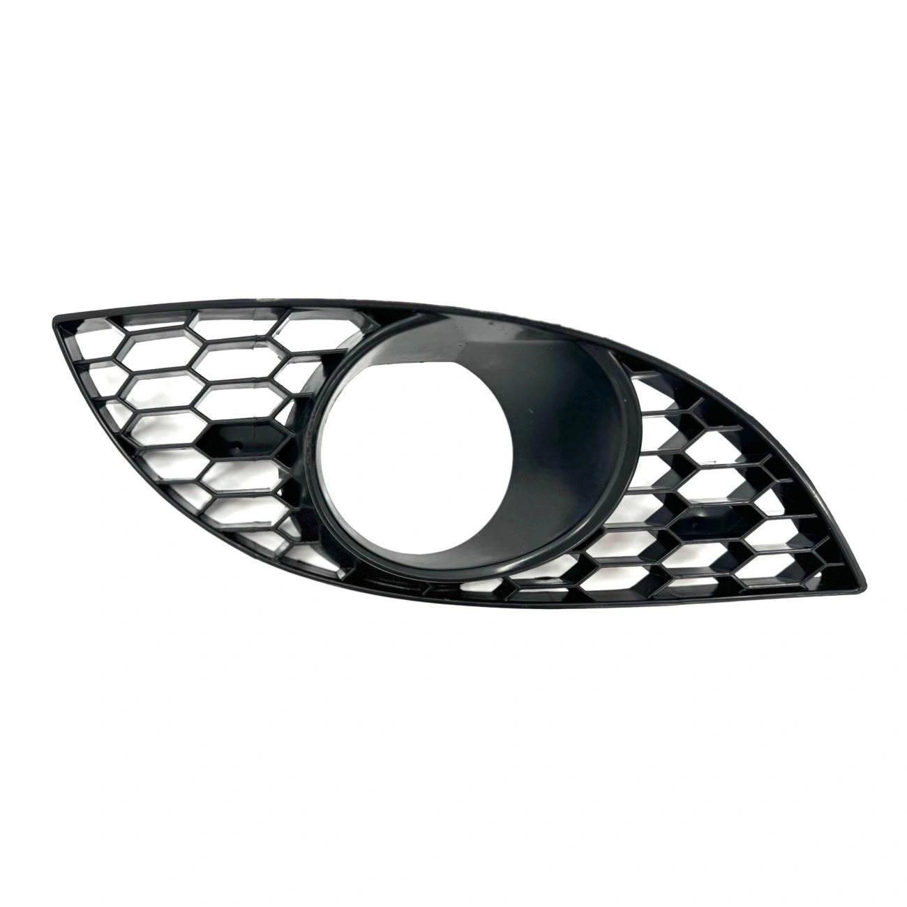 Lower frame mesh front bumper with cutout for PTF for BMW 5-Series E60/E61 (2003-2010) in M5-Look style