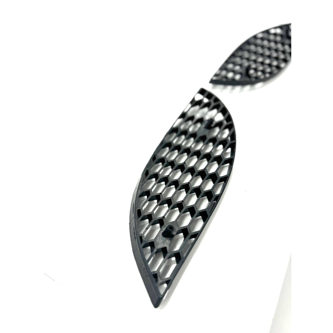 Lower frame mesh front bumper for BMW 5-Series E60/E61 (2003-2010) in M5-Look style