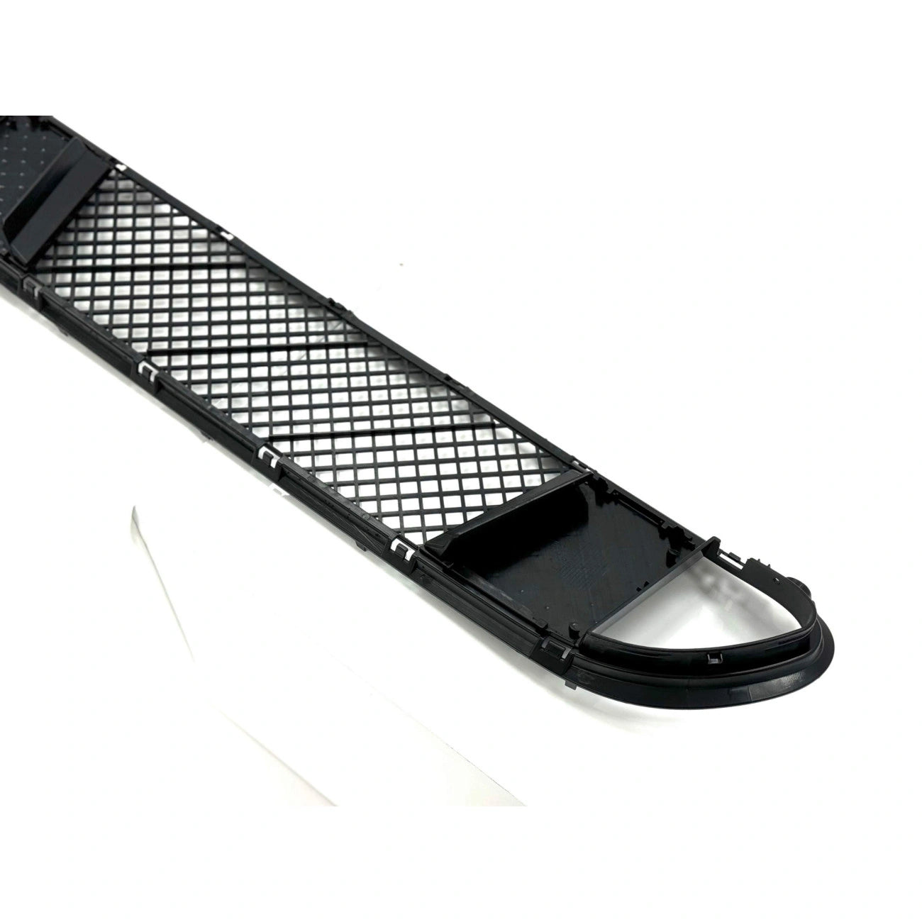 Central Lower Grille Assembly for BMW 5-Series E60 E61 (2003-2010) in M-Tech / M Paket style