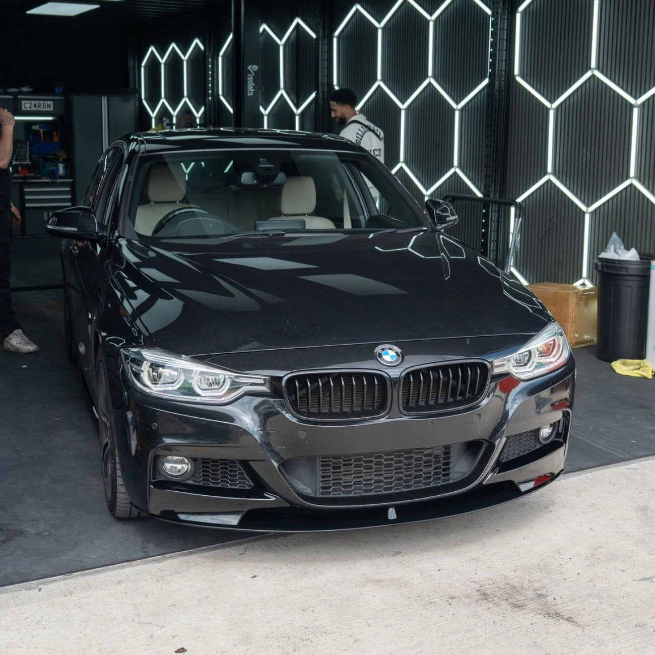 Lip front bumper splitter BMW 3-Series F30 F31 M Package M-Tech