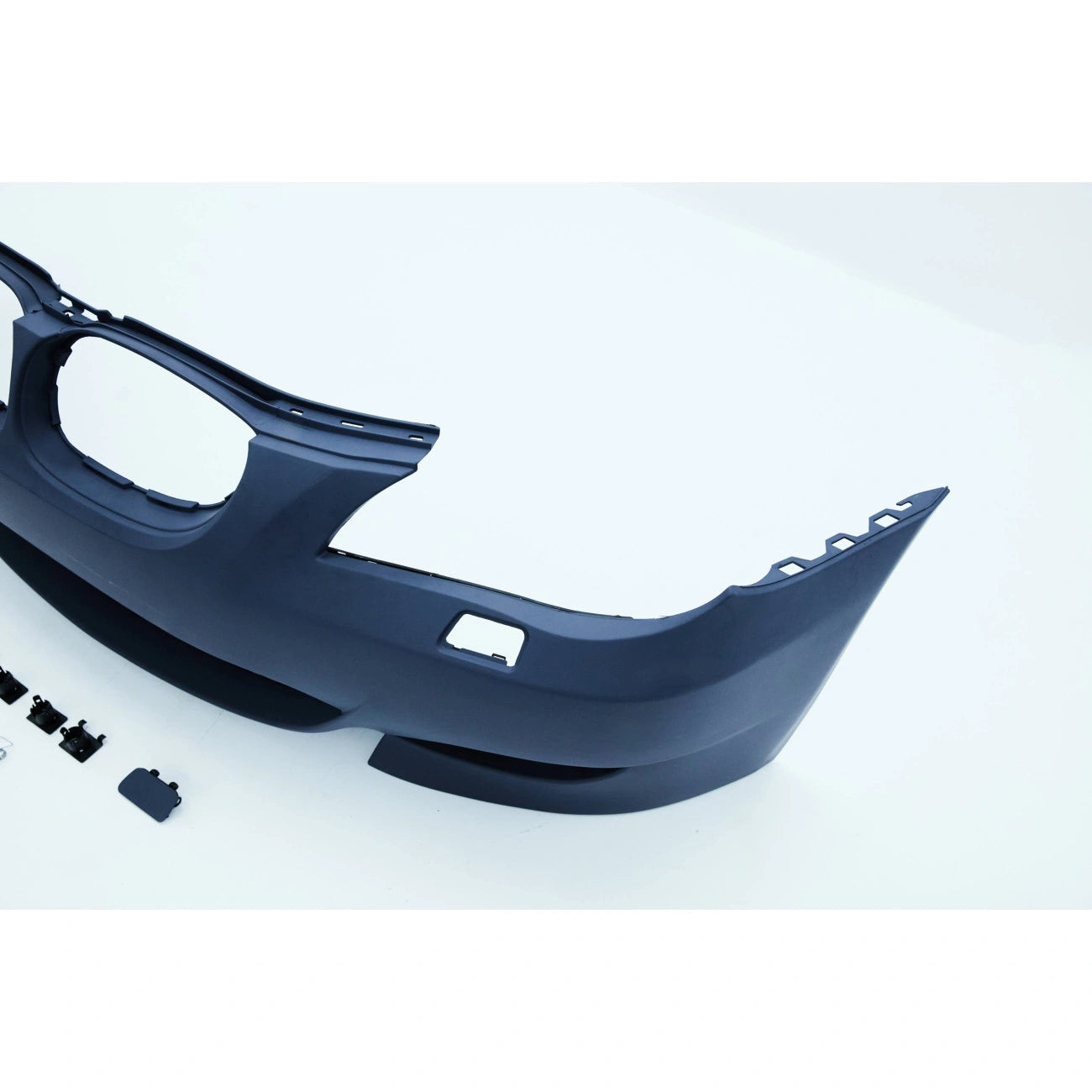 Front Bumper BMW 5-Series E60/E61 (2003-2010) in M5-Look Style