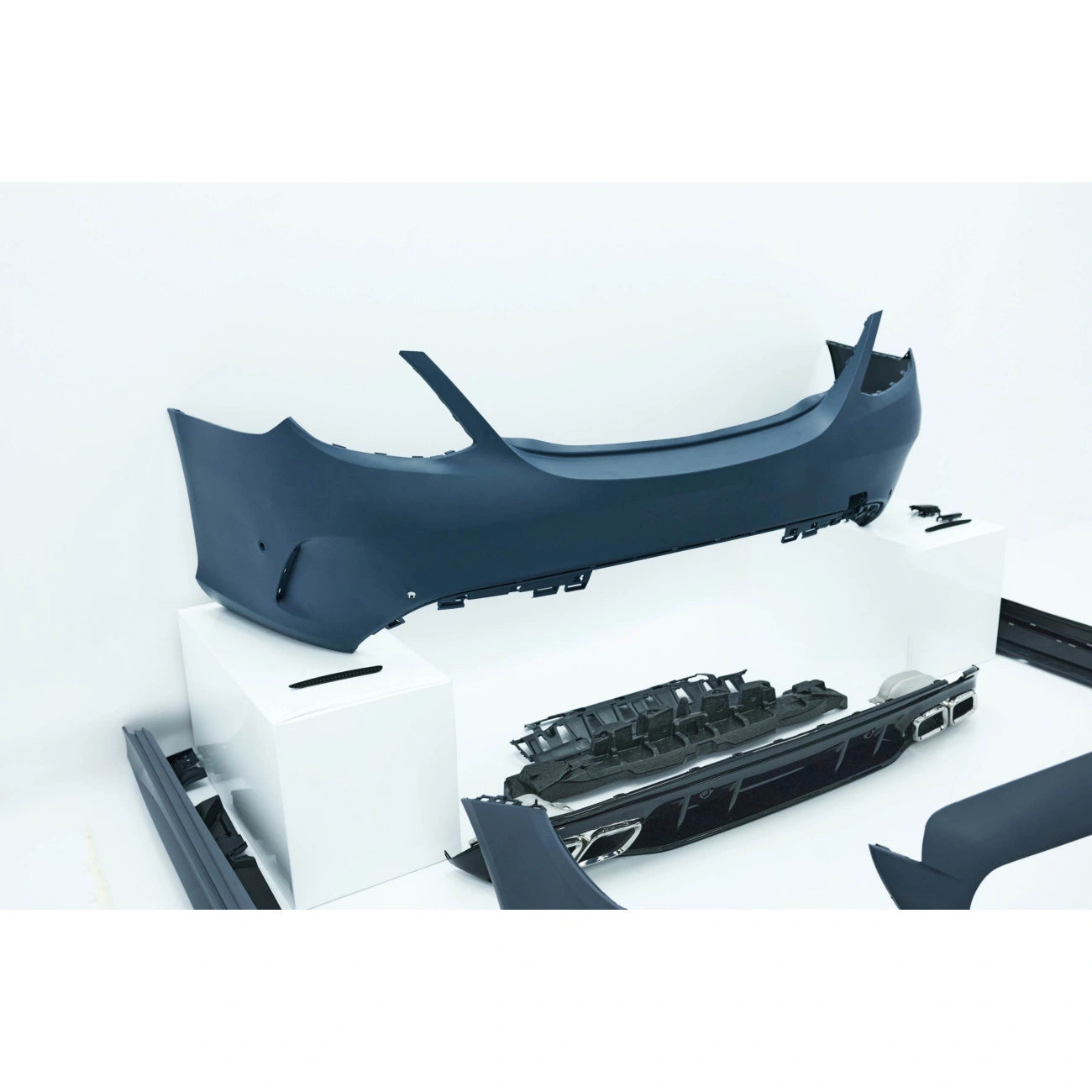 Body Kit do Mercedes-Benz C-Class W205 w stylu C63 AMG (2018-2021)
