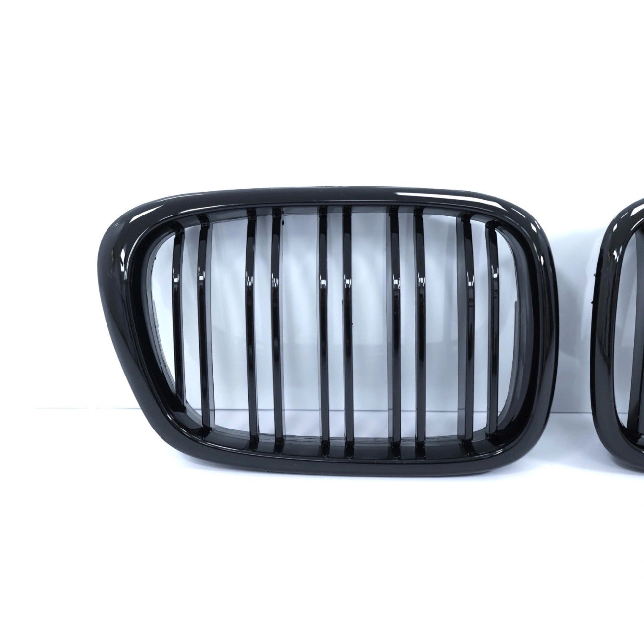 Radiator Front Grilles BMW 5-Series E39 (1995-2003) (Gloss Black/Double)