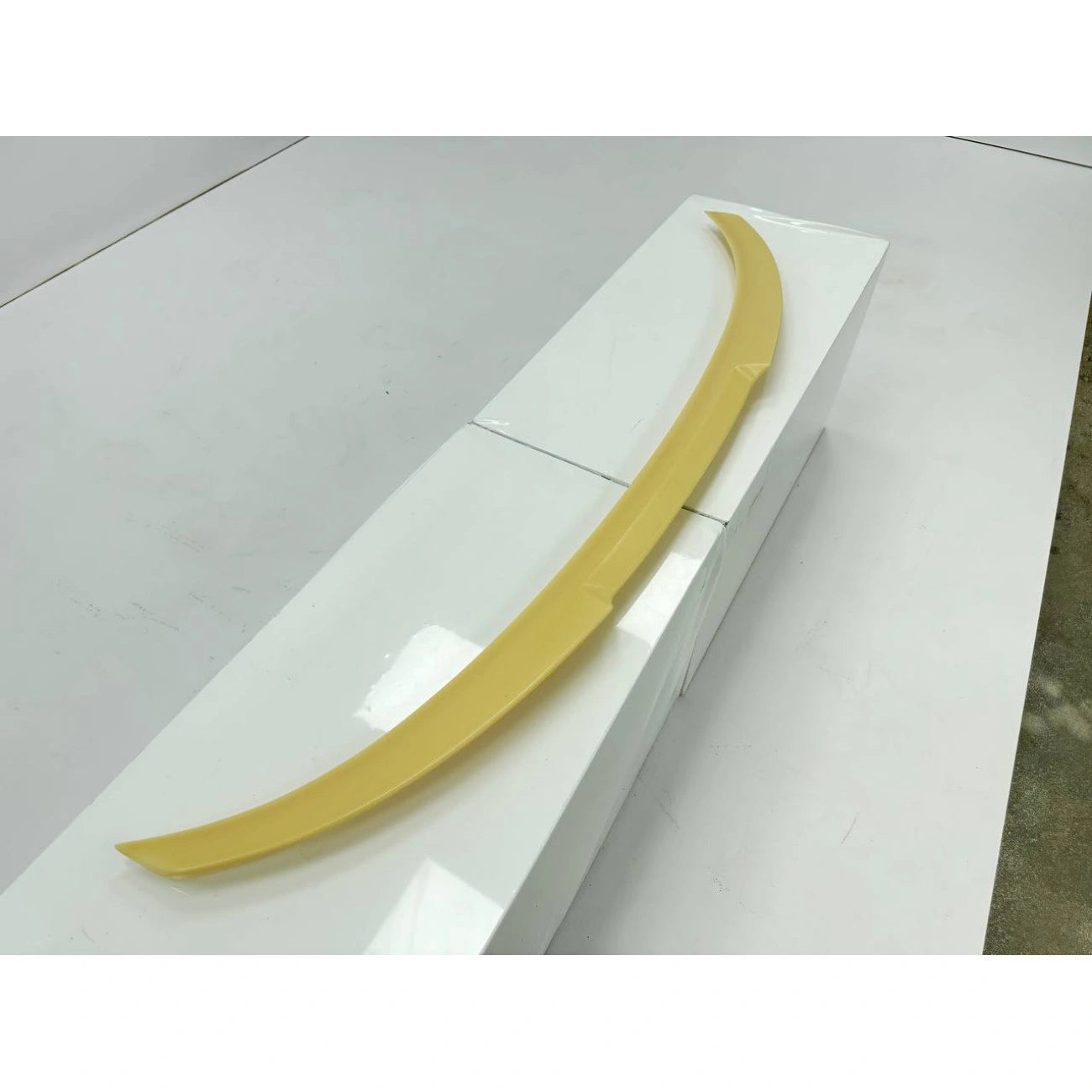 Spoiler for BMW 3-Series E90 (2005-2012) in M4 style
