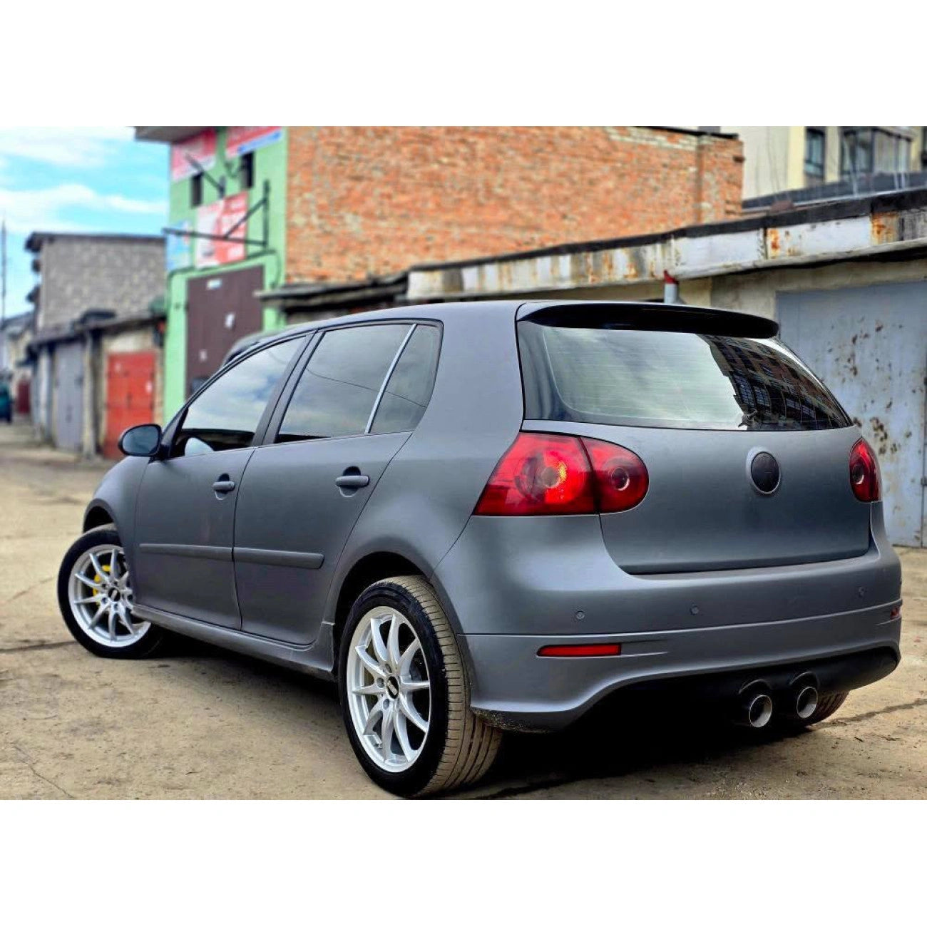 Rear bumper Volkswagen Golf 5 V (2003-2008) in GTi style R32 style